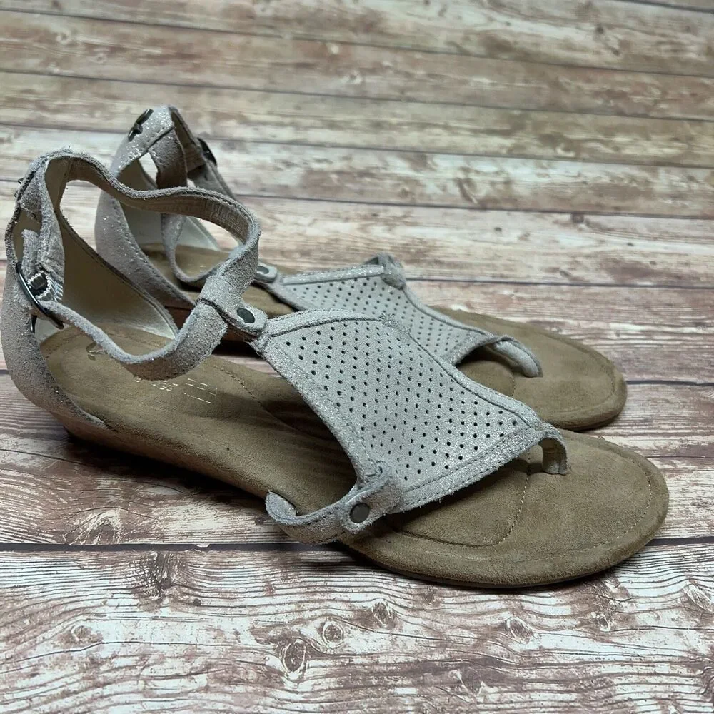 Koolaburra  Sandals‎ by Uggs Beige Gold Sparkle Leather Size 8.5 Open Toe Wedge